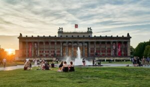 Summer scene at Lustgarten Berlin. Photo by Norbert Braun